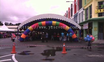 Welcome Balloon Arch