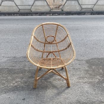 RATTAN LOUNGE CHAIR PEAR