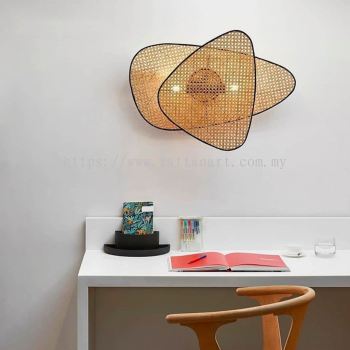 RATTAN WALL LIGHT