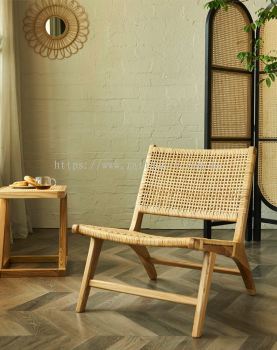 RATTAN LOUNGE CHAIR