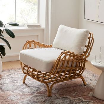 RATTAN LOUNGE CHAIR