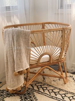 RATTAN BABY CRIB