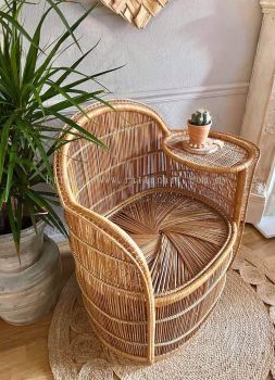 RATTAN LOUNGE CHAIR WITH TABLE