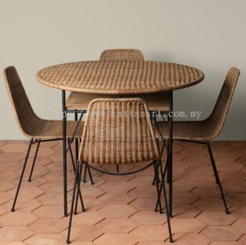 RATTAN DINING SET