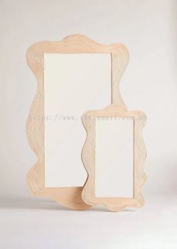 RATTAN MIRROR