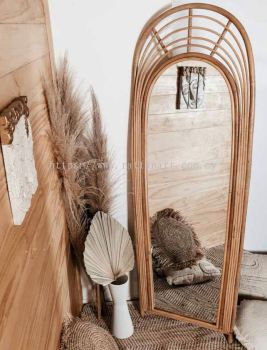 RATTAN MIRROR