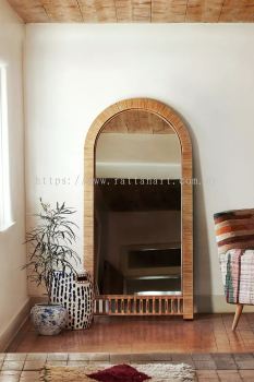 RATTAN MIRROR