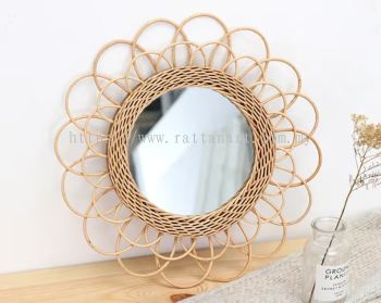 RATTAN MIRROR