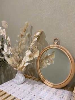 RATTAN MIRROR