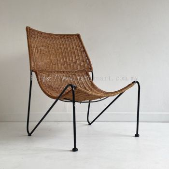 RATTAN LOUNGE CHAIR