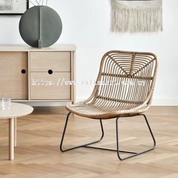 NORA. RATTAN LOUNGE CHAIR