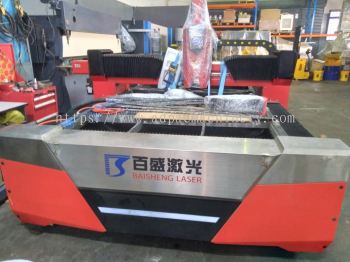 Used Fiber Laser Cutting Machine 