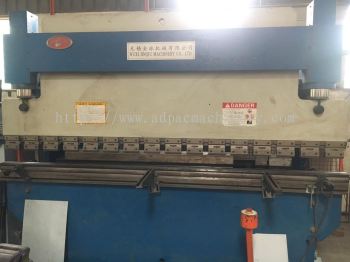 Used Hydraulic Pressbrake / Bending Machine