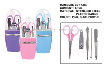 MANICURE SET A482