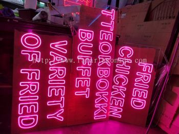 PINK NEON SIGN BBQ