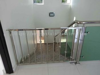 Stainless Steel Staircase Handrail