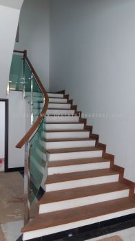 Stainless Steel Staircase Handrail With Glass & Wood