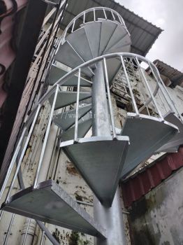 Galvanized Spiral Staircase 