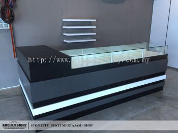 Reception Counter & Display Cabinet