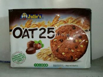Julie's Oat 25 Hazelnuts & Chocolate Chips 200g
