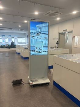 Standing kiosk