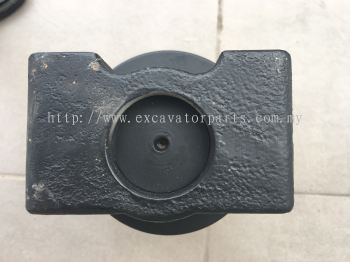UNDERCARRIAGE PARTS - CARRIER ROLLER / TOP ROLLER