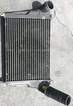 ISUZU NPR INTERCOOLER 4HE1