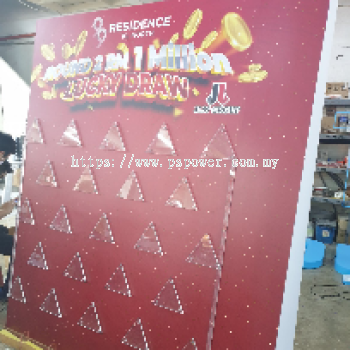 Custom made Plinko for Event Lucky Draw