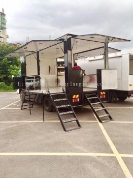 Event Truck / Mobile Stage Truck
