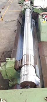 Heavy Duty Cylinder Shaft on Grinding