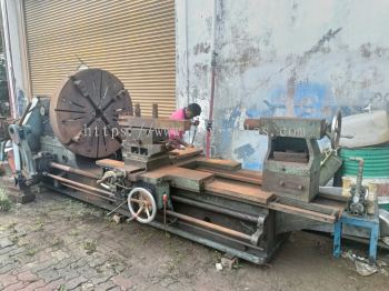 Heavy Duty Lathe