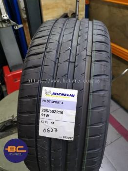 MICHELIN PILOT SPORT 4