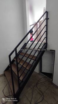 STAIRCASE WITH PLYWOOD @NOBLETON CREST, JALAN U THANT, TAMAN U THANT, KUALA LUMPUR 