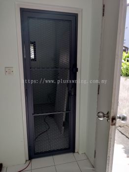 SWING DOOR GRILL WITH DIAMOND NET @Selekoh Tunku Bukit Tunku, KUALA LUMPUR