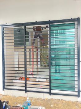 SLIDING DOOR GRILL @JALAN TIARA SOUTH 3, TIARA SOUTH, SEMENYIH, SELANGOR