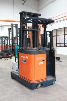 Battery Reach Truck (Stand on)