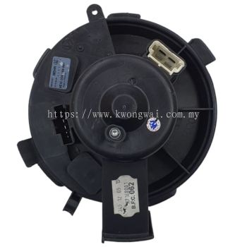 PEUGEOT 206 207 307 HEATER BLOWER MOTOR W/REGUALATOR 6441.K0 BEHR 8EW 009 159 581 AB 67 000P