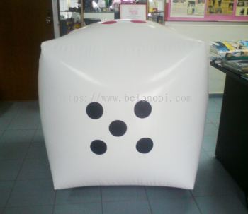 INFLATABLE DICE