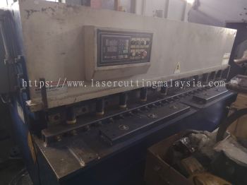 Used Hydraulic Shearing Machine