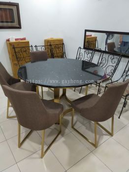 Dining Table & Chair