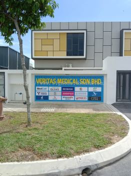 Veritas Medical Puncak Alam - 3D Box Up Lettering Signboard With Non LED 