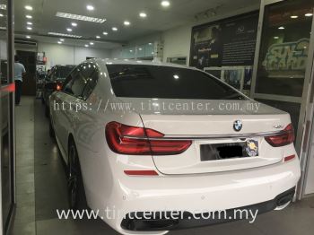BMW with Black Beauty Series
