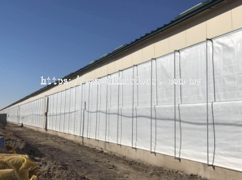 POLY ROLLING BARN CURTAIN