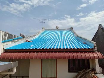 World Heritage Roof Renew At Jonker Street Melaka