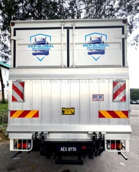 PKP GLOBAL BOXTRUCK STICKER DESIGN & PAINT LINING AT SUBANG JAYA , SELANGOR