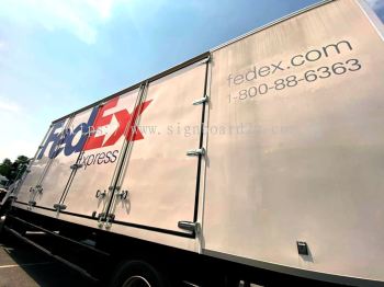 FedEx Ship Center Lorry box truck at Bukit Jelutong, Shah Alam, Selangor