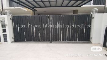 A SERIAL STAINLESS STEEL GATE
