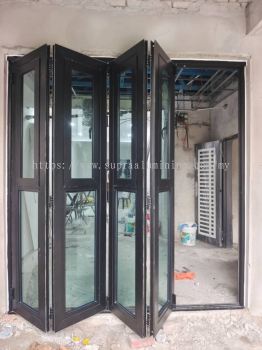 sepang folding door aluminium and glass