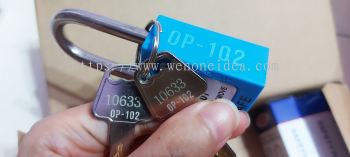 Laser Engrave Serial Number on Padlock & Key