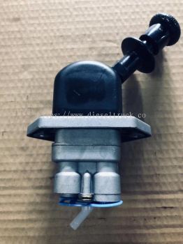 VOLVO TRUCK HAND BRAKE VALVE 9617231020